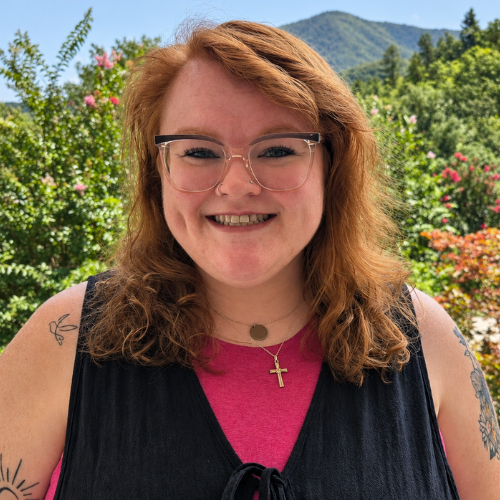 Headshot of Rebecca Brown, Therapist at Pasadena Villa Smoky Mountain Lodge